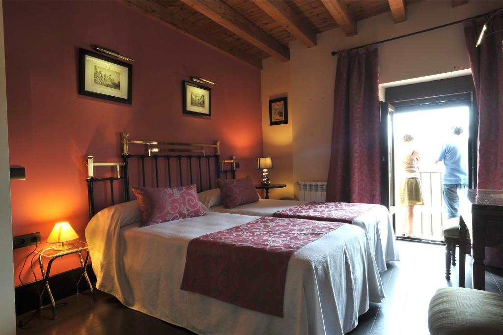 Hotel-Hospedería los Templarios Sepúlveda Quarto foto