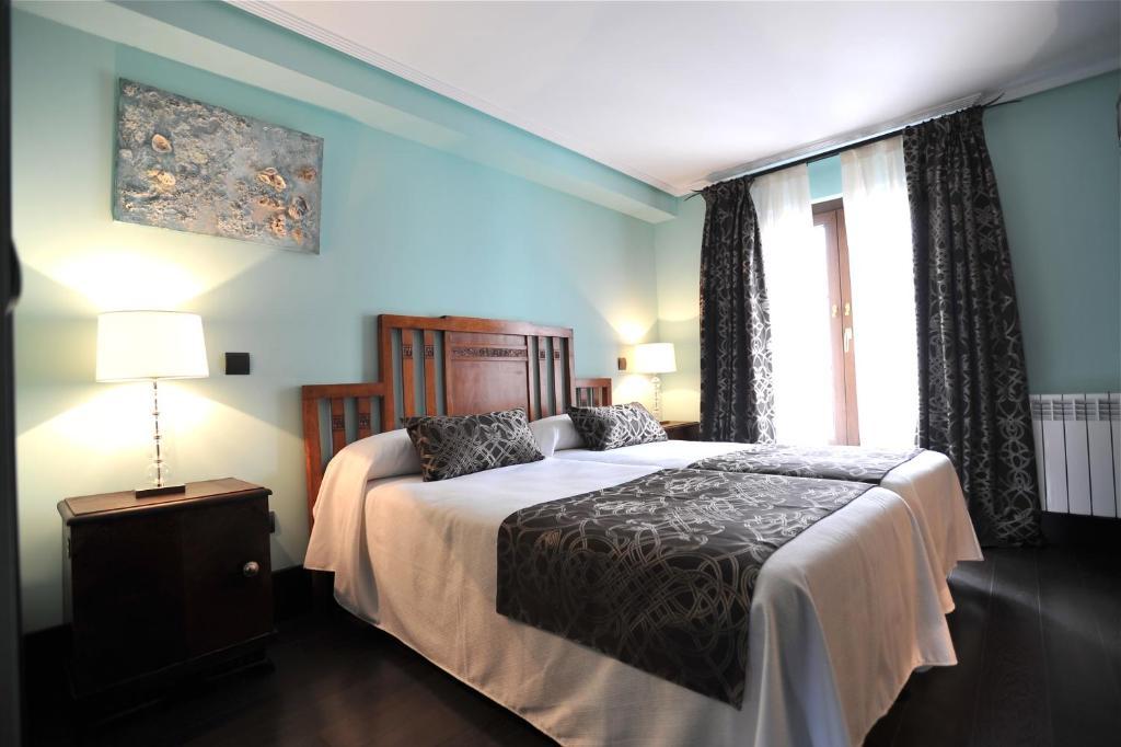 Hotel-Hospedería los Templarios Sepúlveda Quarto foto
